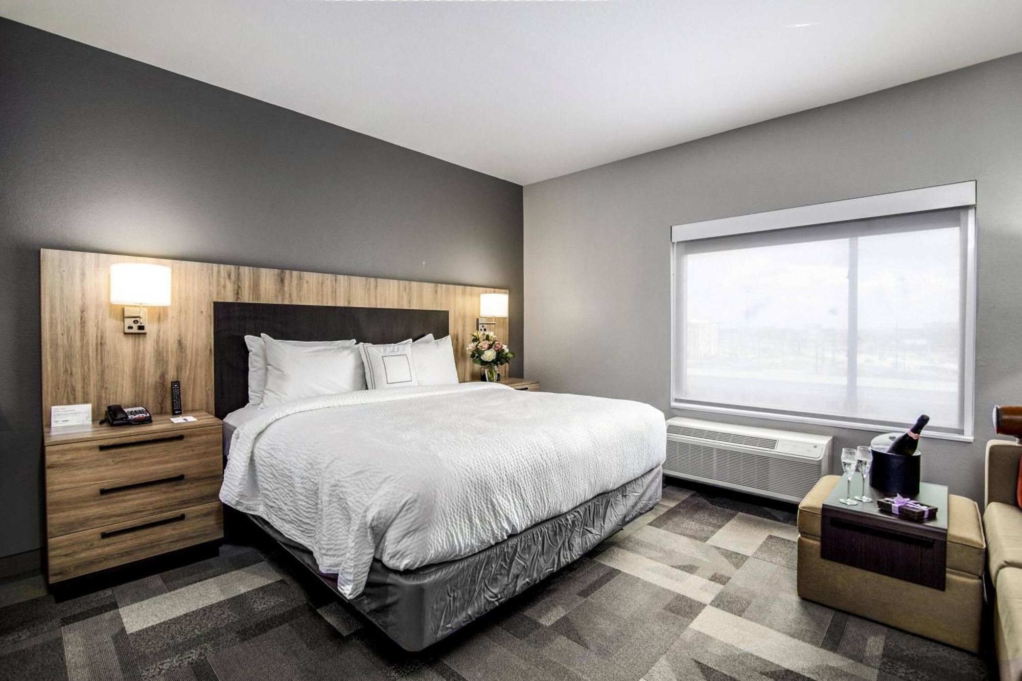 Towneplace Suites By Marriott Houston Hobby Airport Buitenkant foto